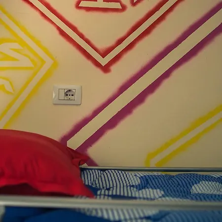 Hostel Sombra Tirana